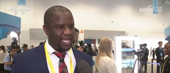 非洲黑人高清一级毛片：最新进展揭示了该领域的技术革新与文化影响，吸引了全球观众的关注与讨论