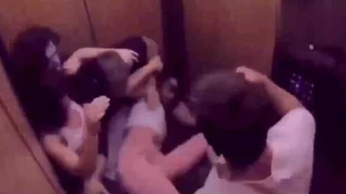 男女电梯二次做爰视频引发热议，网友纷纷讨论事件背后的社会问题与道德观念
