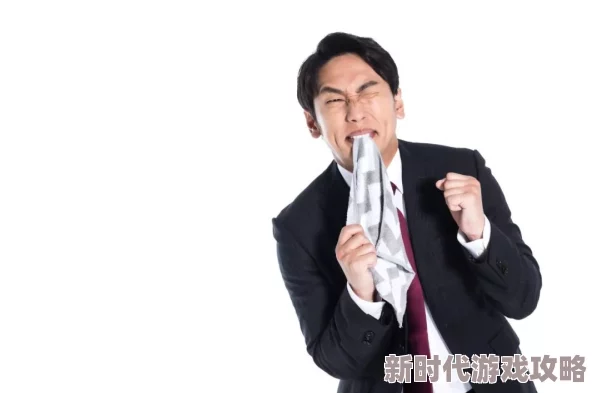 日本夏冰寒说：男女野外做爰全过程69：最新动态显示，越来越多的人选择在自然环境中体验亲密关系，关注安全与隐私问题