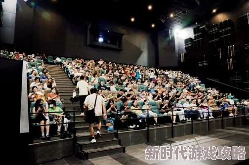 亚洲人成电影院色:近期亚洲电影市场的崛起与观众口味变化引发热议,票房表现超预期,背后原因值得深思 亚洲人成电影院色:近期亚洲电影市场的崛起与观众口味变化引发热议,票房表现超预期,背后原因值得深思