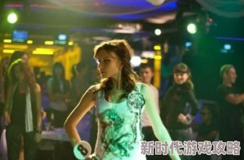 探索视觉盛宴：看美女在轻松幽默中展现胸部被狂搓的搞笑视频，带你领略不一样的娱乐体验！
