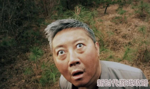 法国大尺度两腿之间未删减版：最新动态引发热议，观众反响不一，讨论内容涉及艺术表现与社会价值观