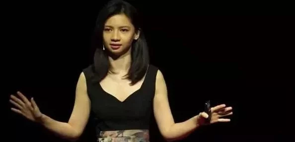 赤坂丽女医的秘密生活:在欲望与权力交织中,她如何成为性肉奴的主宰者 赤坂丽女医的秘密生活:在欲望与权力交织中,她如何成为性肉奴的主宰者