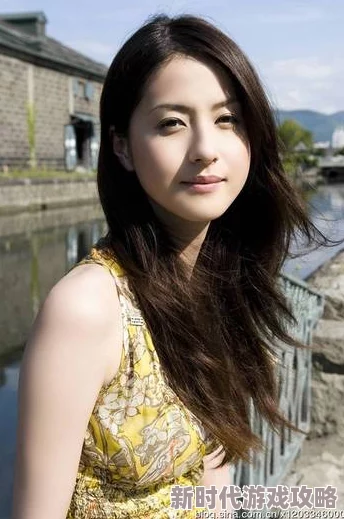 日本夏冰寒说：美女被男的操，近日网络上流传一段视频，引发网友热议，讨论内容涉及隐私与道德问题