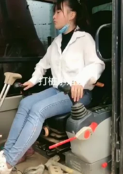探索嗯啊粗大紫黑h疯狂打桩的独特魅力与深层体验