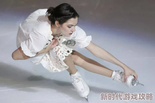 舞蹈室里的景色李欣罗晴，真是美丽的瞬间，让人感受到舞蹈的魅力与灵动