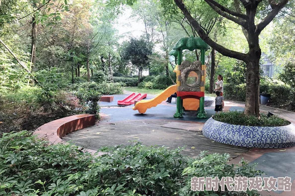忘忧草社区一卡二卡新区，环境优美，设施齐全，是个放松心情的好去处