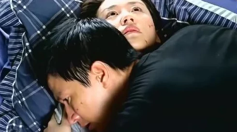 狠狠插影院，剧情紧凑，演员表现出色，让人感受到强烈的情感冲击