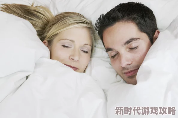 女人把扒开给男人爽，展现了当代情感关系中的开放与探索，反映出性别角色的转变和人际互动的新趋势