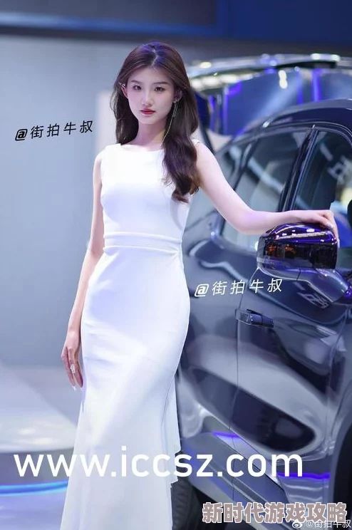 操美女的小说网友认为这部作品情节设定大胆，虽然有些地方过于露骨，但在描写人物心理方面颇具深度，引发了不少讨论