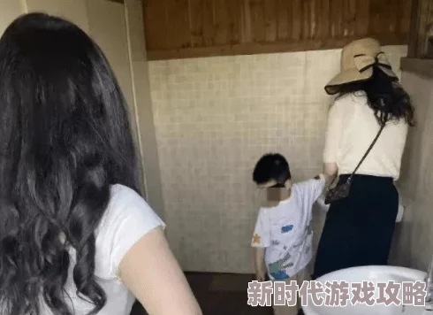 美女把尿口扒开让男人桶出水网友纷纷表示这种内容不适合传播应该抵制低俗文化提倡健康的价值观