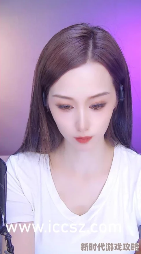 亚洲精品国产极品美女mm131惊爆美图曝光引发热议网友纷纷点赞评论称其颜值逆天令人惊艳不容错过