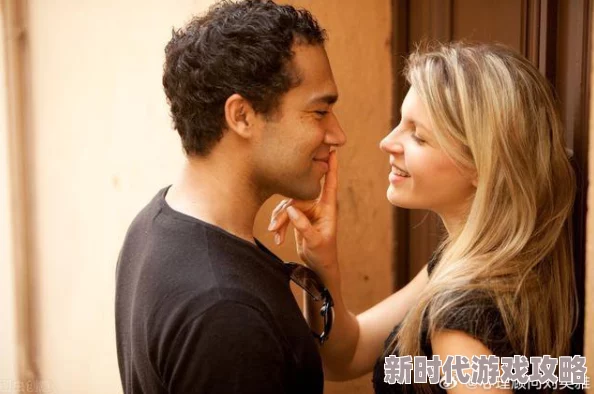 男人操女人逼的视频通过展现两性关系中的情感交流与理解，传递出尊重与爱的正能量，让人们更加关注健康的亲密关系