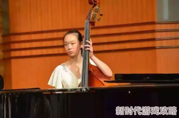国产精品五月天网友评价这是一场视觉与听觉的盛宴乐队的现场表现力极强让人沉浸在音乐中无法自拔