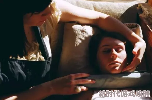 很黄很污小说惊爆信息：这部小说不仅情节火辣刺激，更揭示了人性深处的欲望与挣扎，读后让人无法自拔！