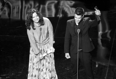 黄色大片子最新进展消息:该影片在国际电影节上获得最佳导演奖,引发观众热议并计划于下月正式上映 黄色大片子最新进展消息:该影片在国际电影节上获得最佳导演奖,引发观众热议并计划于下月正式上映