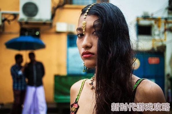 欧洲裸妇图片大全惊爆信息：最新发布的艺术摄影作品展现了女性身体的多样性与美感，引发广泛讨论和关注