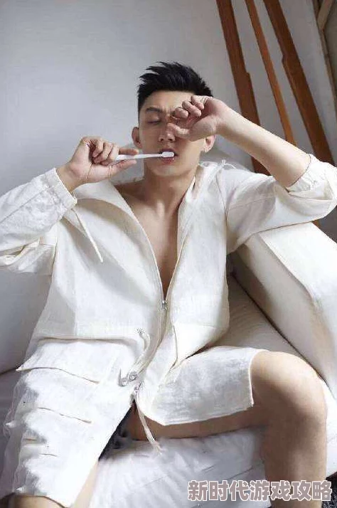 男人呻吟双腿大开男男h近日引发热议许多网友对此话题展开讨论并分享各自的看法和体验
