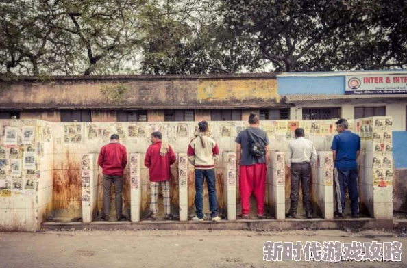 污片在线免费观看近日引发热议网友纷纷讨论其内容与平台安全性专家提醒观众注意网络隐私保护和观看习惯