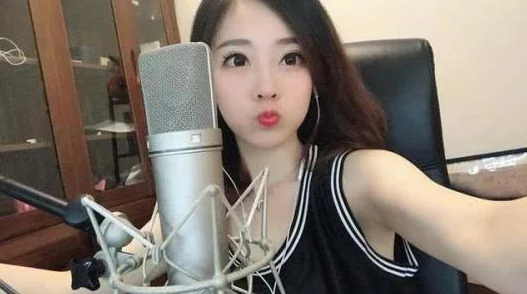 美女无遮挡软件免费看近日引发热议网友纷纷讨论其内容是否真实以及使用体验更有用户分享了自己的使用心得和感受