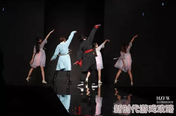 《战双帕弥什》超燃人气三王震撼登场，为你倾情演绎火辣动感劲舞