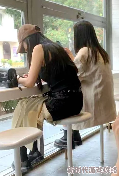 男性吸女下身的视频 网友推荐这部视频非常有趣，内容新颖且引人入胜，值得一看，绝对不会让你失望