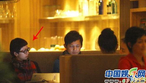 99视频久久精品久久近日曝光了一组明星私密聚会照片，引发网友热议，大家纷纷猜测其中的关系和背后的故事