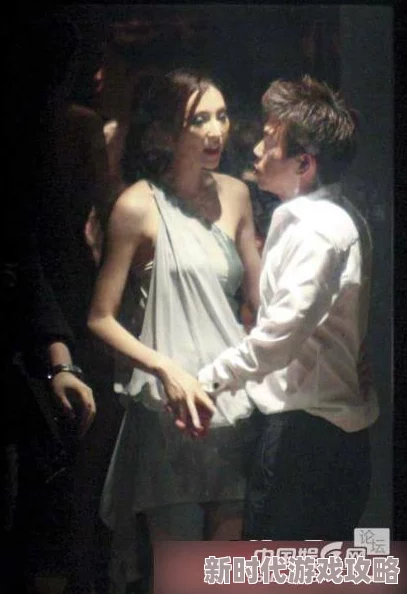 99视频久久精品久久近日曝光了一组明星私密聚会照片，引发网友热议，大家纷纷猜测其中的关系和背后的故事