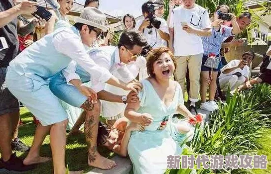 伴娘被按在车内强行摸胸猥亵让我们共同关注女性安全与尊重,倡导健康的社交文化和相互理解的重要性 伴娘被按在车内强行摸胸猥亵让我们共同关注女性安全与尊重,倡导健康的社交文化和相互理解的重要性