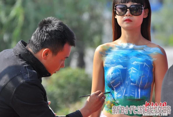 美女100露胸无遮挡照片惊爆网络引发热议网友纷纷评论称其美丽与大胆并对内容表示强烈关注