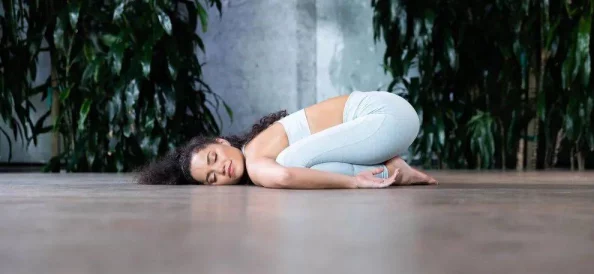 仙子精致玉腿激情玉足小说在传递美好与积极向上的生活态度，鼓励人们追求梦想与自我提升，展现出无限可能性