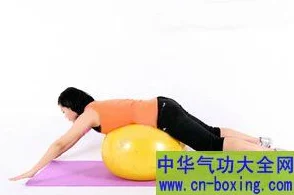 男人操女人的软件其实是指健身和瑜伽的双人练习视频教程，通过这些课程可以增强身体素质，促进健康生活方式的养成
