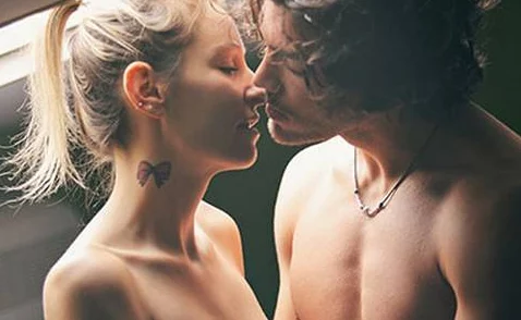 欧美激情bbbbbxxxxⅹ正能量信息：积极生活，追求梦想，享受健康的爱情与友谊