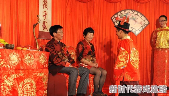 被邻居两个老头玩耍的快乐时光：社区和谐共建美好生活