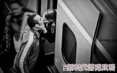 公交车疯狂做欲爱小说情节离奇但引人入胜