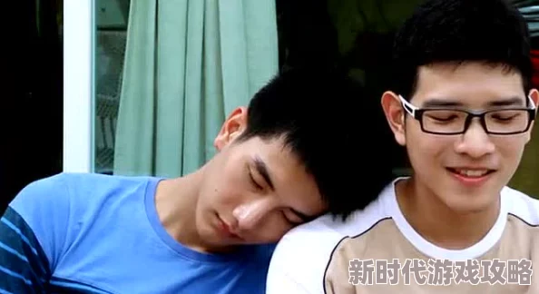 被教官cao到爽男男这是一个关于军训期间的同性恋情故事