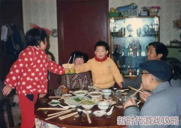 网友热议：猫和老鼠手游烟花大作战地图道具全攻略，详尽解析所有道具使用技巧