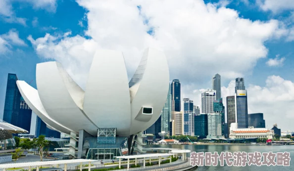 2022年沫沫镜面反光展现了光与影的艺术魅力 2022年沫沫镜面反光展现了光与影的艺术魅力
