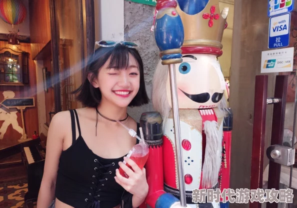 美女扒开让男人桶最近网红小K在直播中大胆展示私密生活 美女扒开让男人桶最近网红小K在直播中大胆展示私密生活