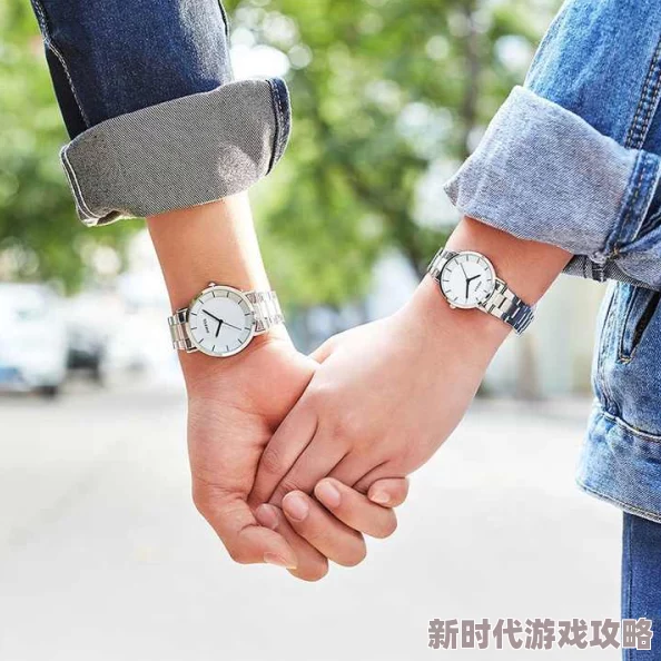 LoveMe枫与铃最近推出全新情侣手表系列