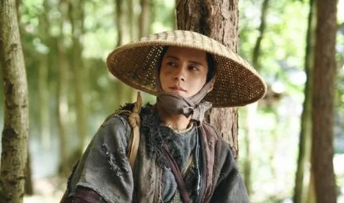 蛇魔追魂降这部电影真是让人毛骨悚然，剧情紧凑，演员演技在线