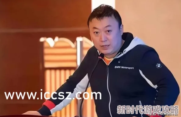 蹂躏极品白丝美腿玉足校花最近在学校举办的舞会上大放异彩，惊艳全场