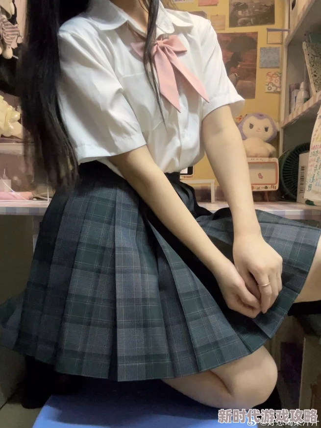 我穿短裙被同桌cao感觉好爽梦女孩