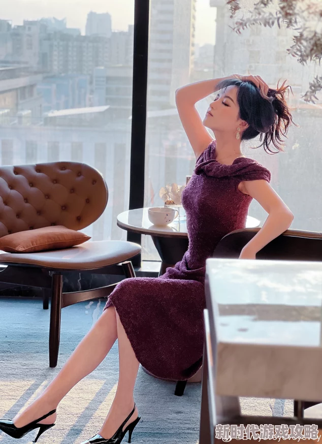 都市政府美贵妇积极向上追求梦想勇敢面对挑战实现自我价值