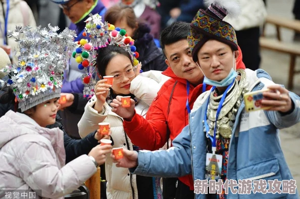 亚州色色色春节期间推出限量版美食套餐吸引大量游客纷纷前来品尝