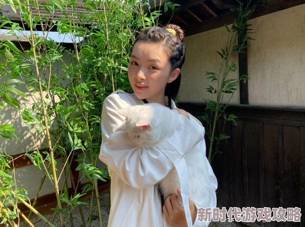 雪中悍刀行裴南苇黄w近日裴南苇在社交平台分享了她的最新影视作品预告片引发热议