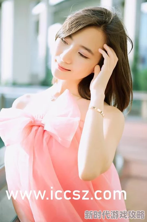 metcn_汤芳午后松花江…专辑这张专辑融合了多种音乐元素，展现了独特的艺术风格与情感深度