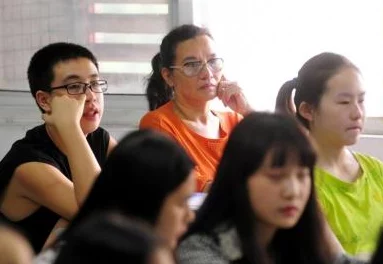 陪读乱系列最新一季将于下月上线,新增多位人气嘉宾参与互动 陪读乱系列最新一季将于下月上线,新增多位人气嘉宾参与互动