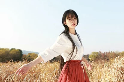 美女露出100%让我们一起欣赏生活中的美好，传递积极向上的能量，拥抱每一天的精彩！