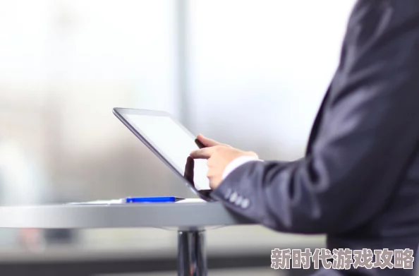 和老板在办公室做刺激好爽努力工作带来成功与成就感让我们一起追求更美好的未来
